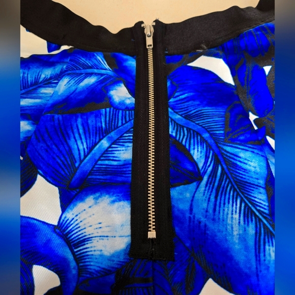 Icone by Simons Skirt - Picture 3 of 4